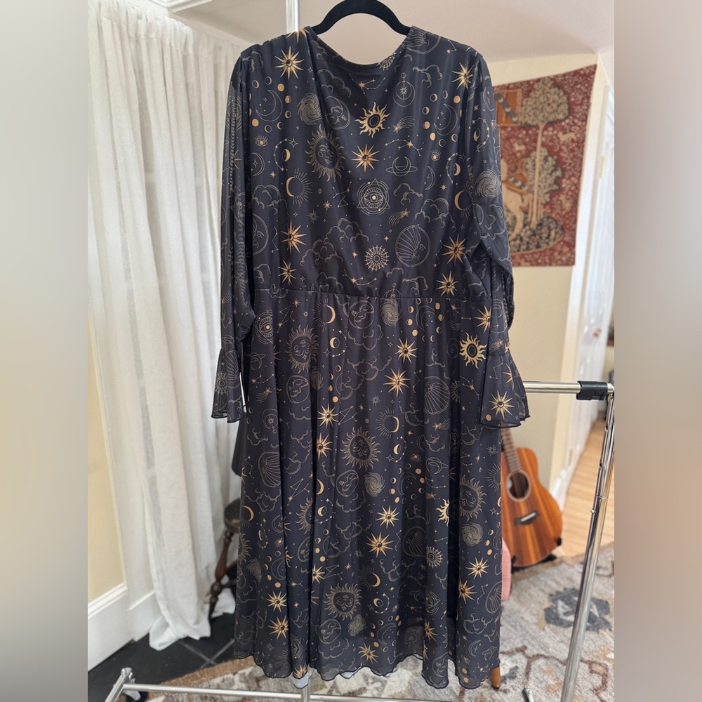 BloomChic Celestial Black and Gold Dress - Picture 3 of 3